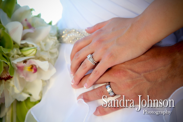 Best Paradise Cove at Buena Vista Watersports in Orlando, Florida wedding photographer - Sandra Johnson (SJFoto.com)